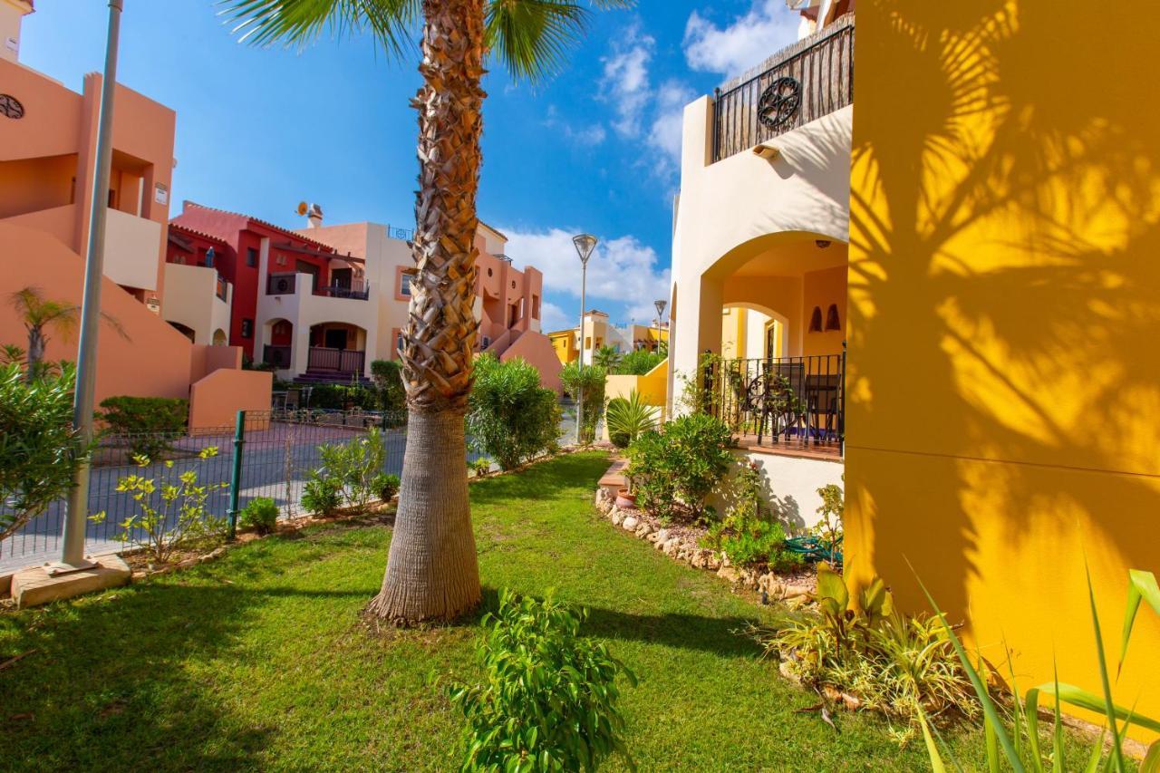 Punta Prima Casa Apartment Torrevieja Exterior photo
